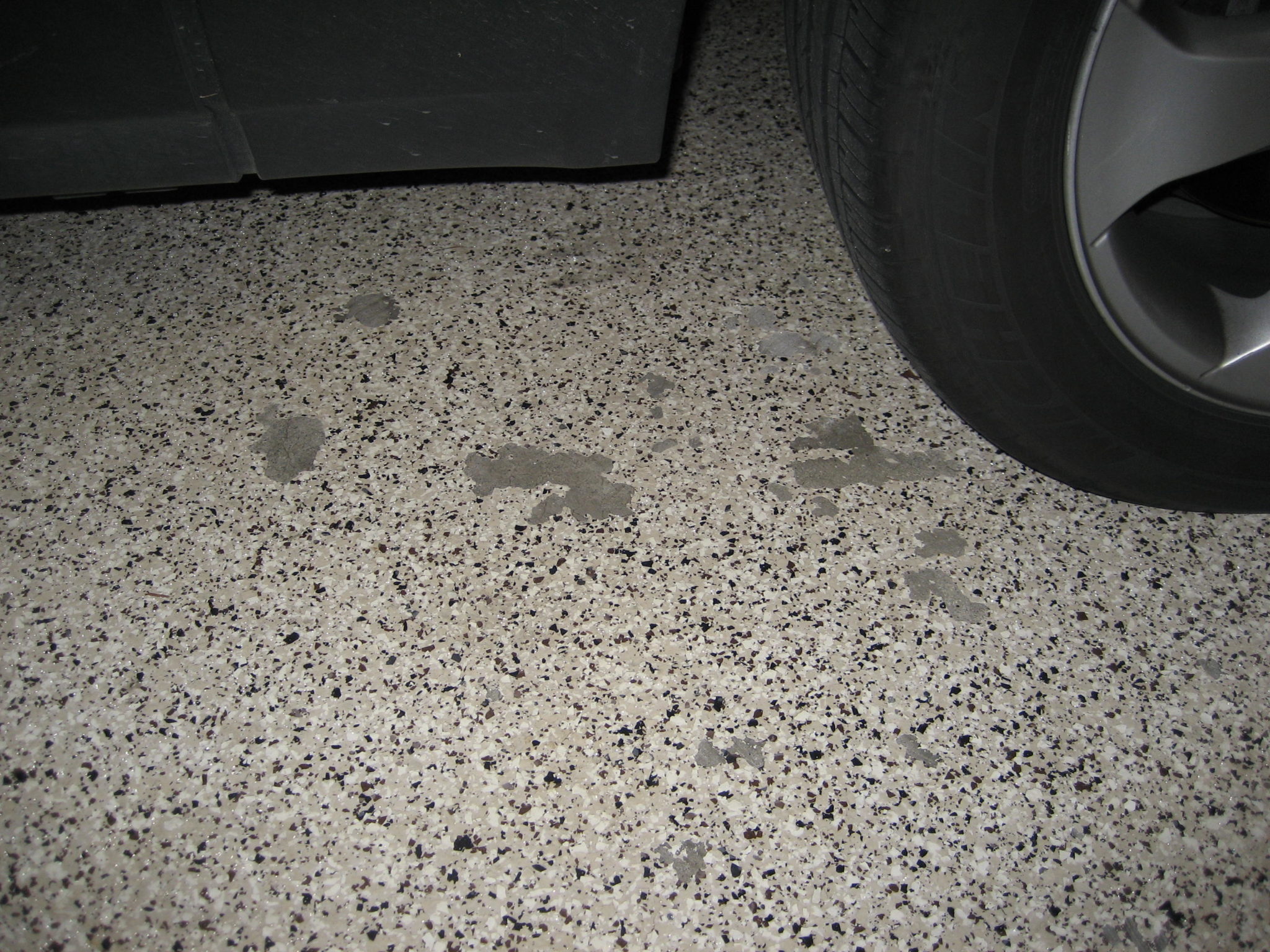Professional vs. DIY Epoxy Garage Floors Seattle Surfaces